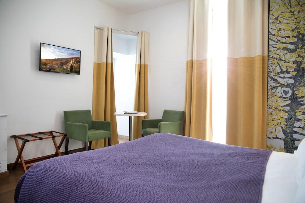 Hotel La Ferme De Bourran Rodez - Parking Prive Gratuit Buitenkant foto