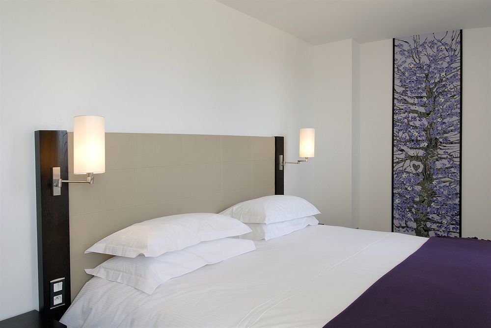 Hotel La Ferme De Bourran Rodez - Parking Prive Gratuit Buitenkant foto